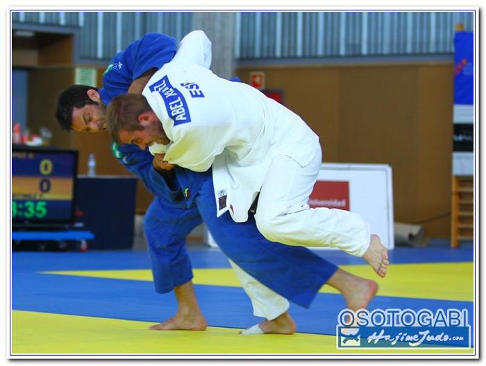 CEU2011 900080